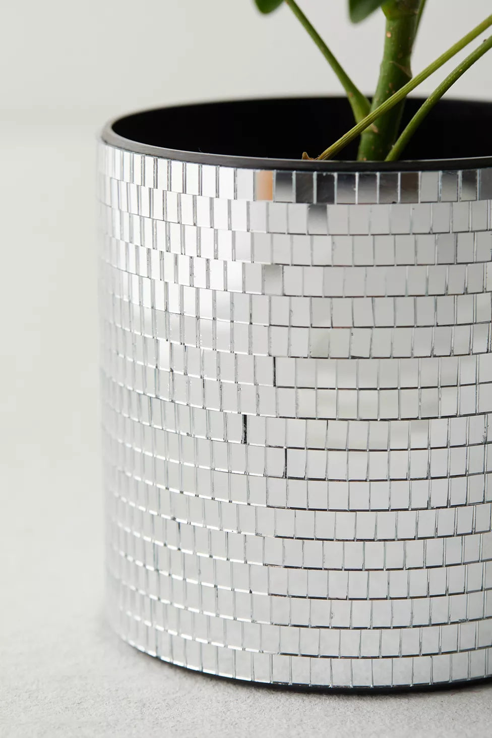 DISCO TABLE PLANTER